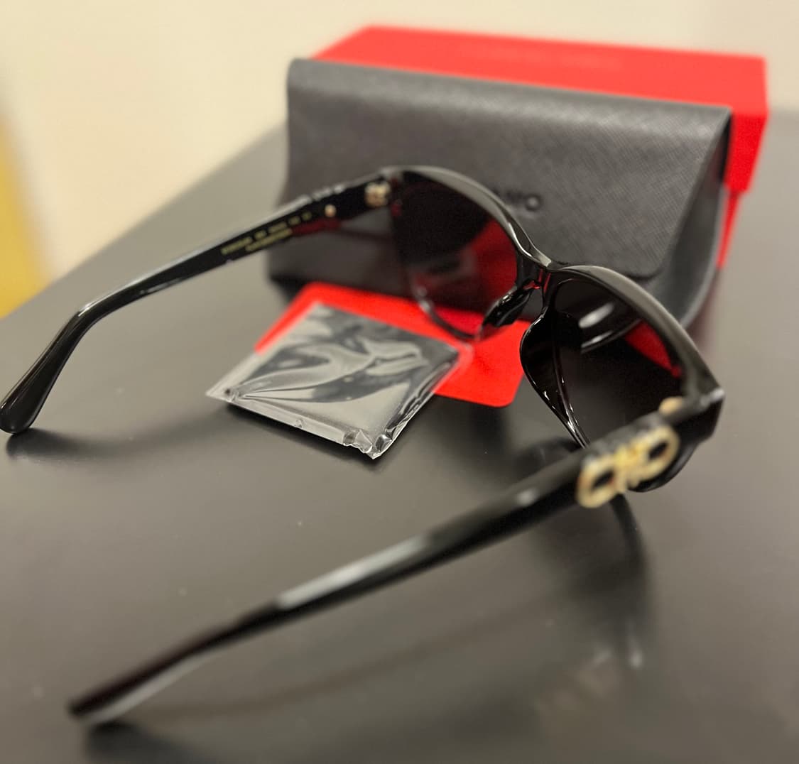 페레가모 선글라스 팝니다 상품이미지3