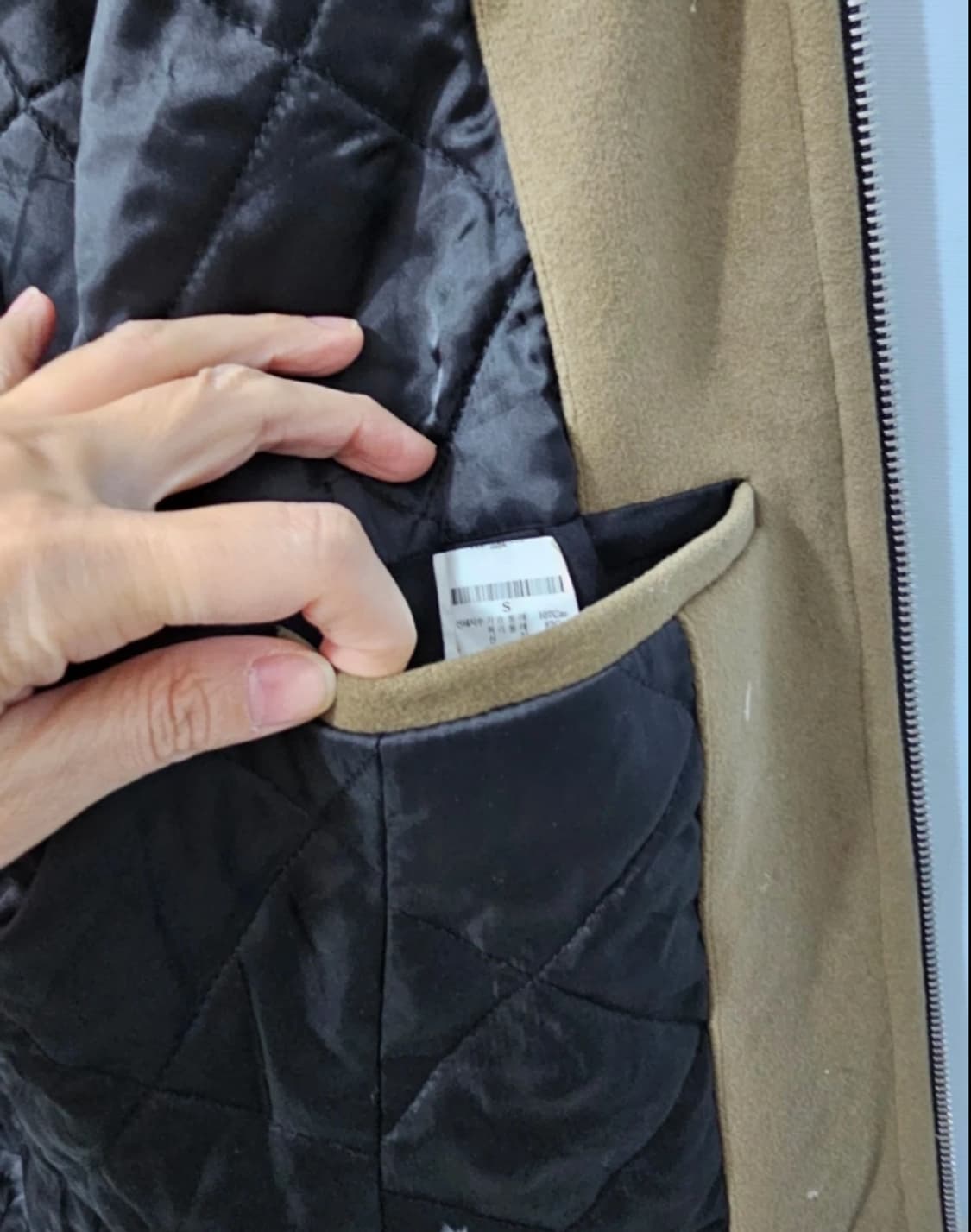 띠어리 남성 무스탕 점퍼 카키 95~100 상품이미지8