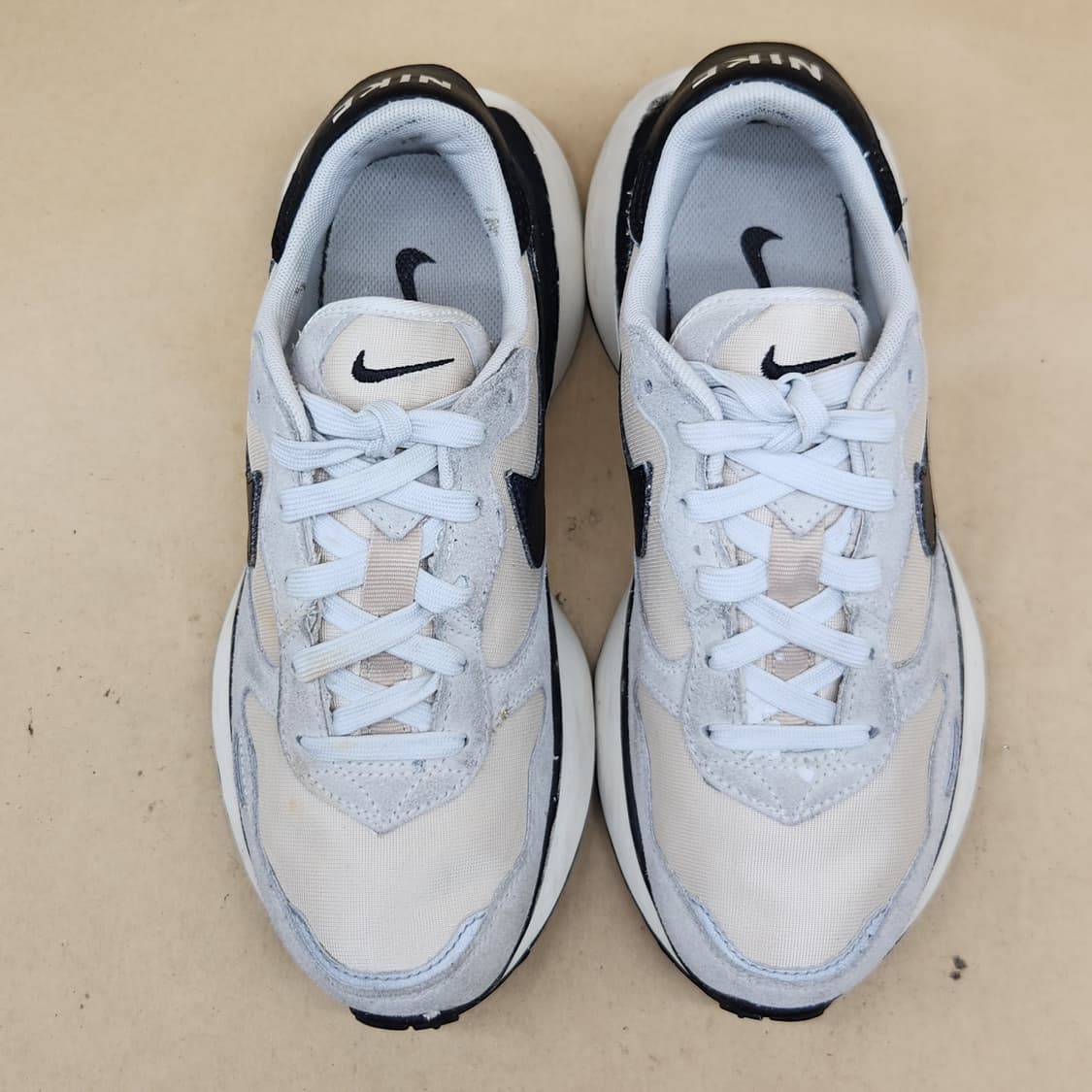 나이키 피닉스 와플 운동화240 상품이미지2