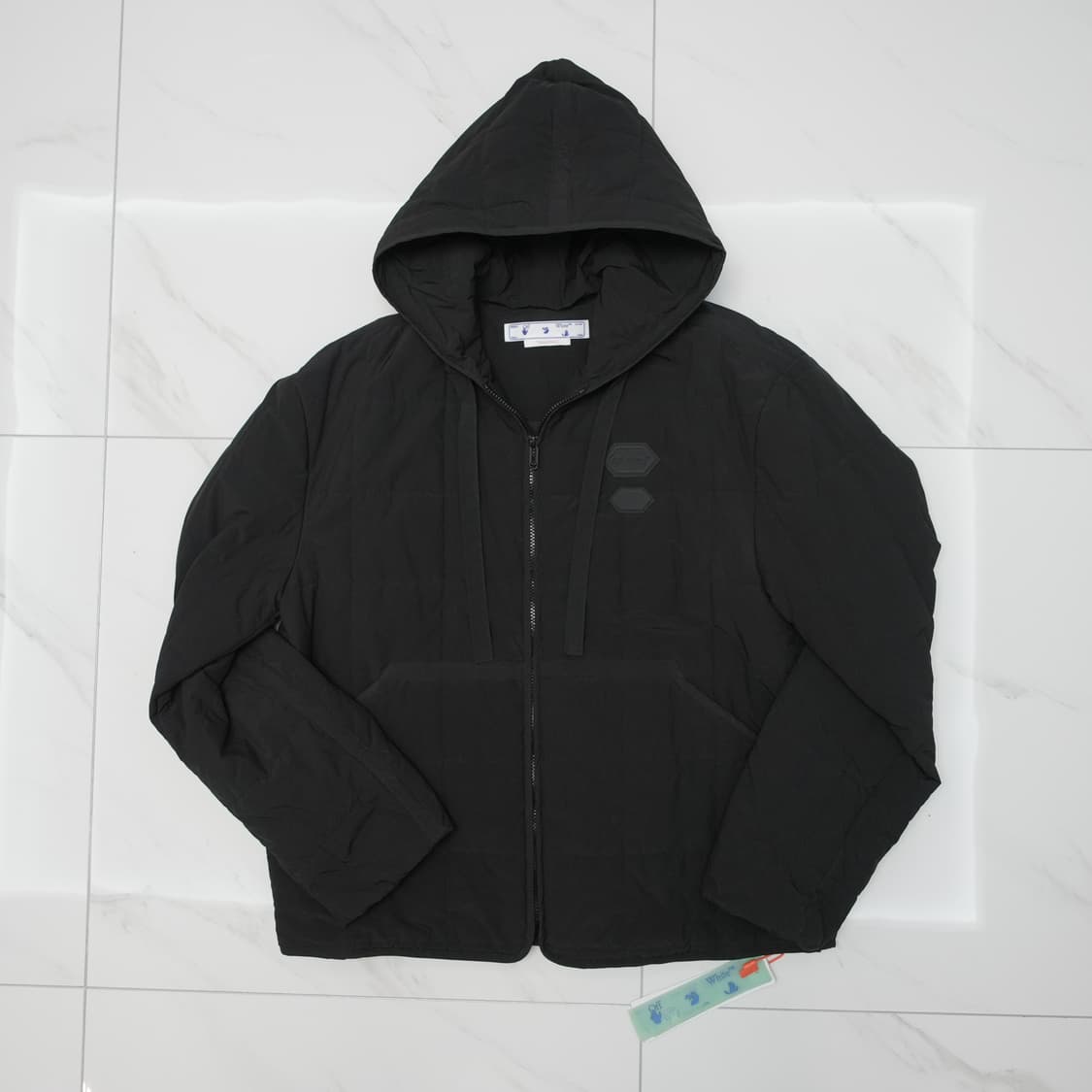 [L] 오프화이트 퀄티드 후드 자켓 블랙 상품이미지1