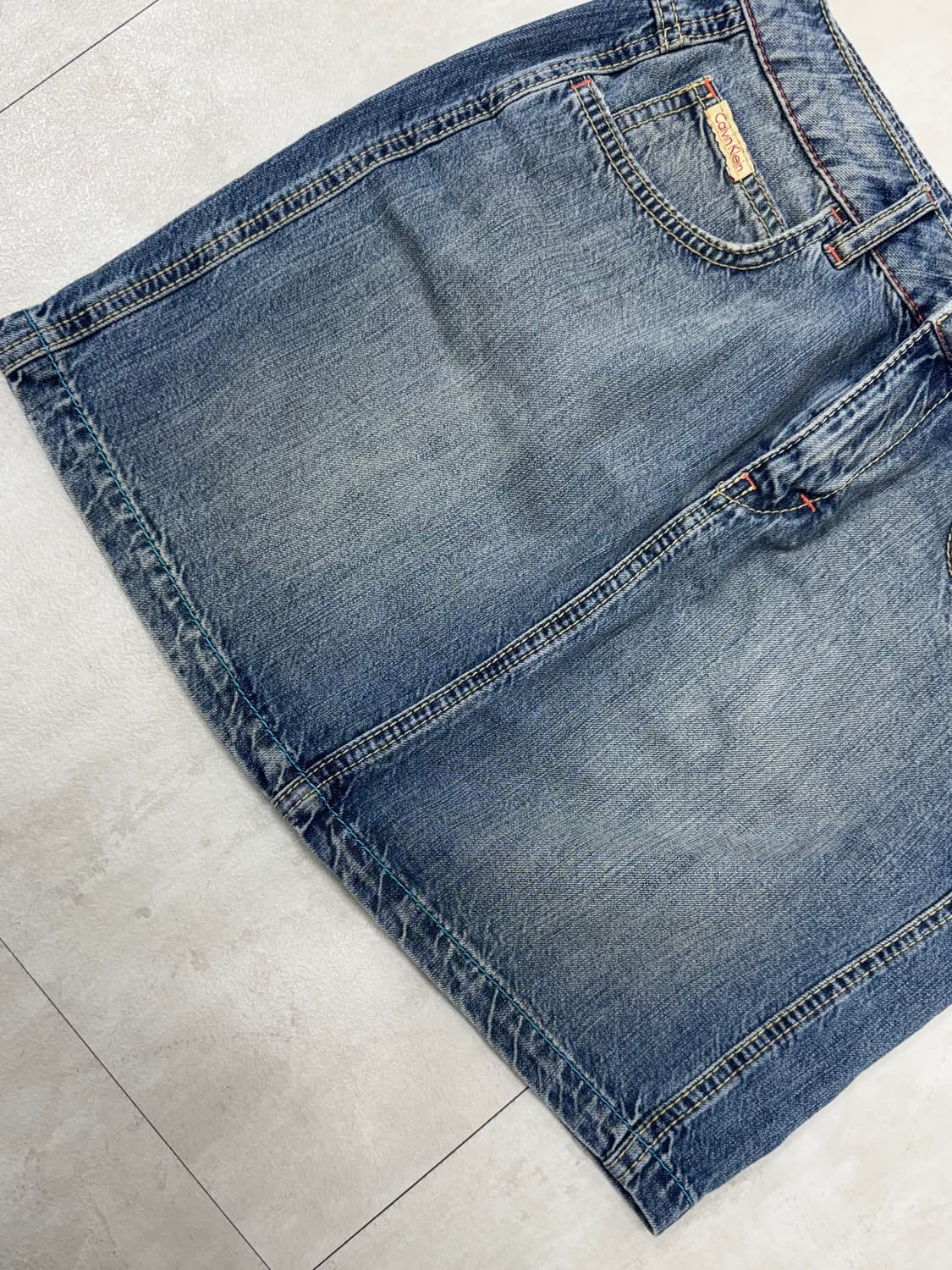 •캘빈클라인 Y2K 데님 미니스커트 상품이미지3