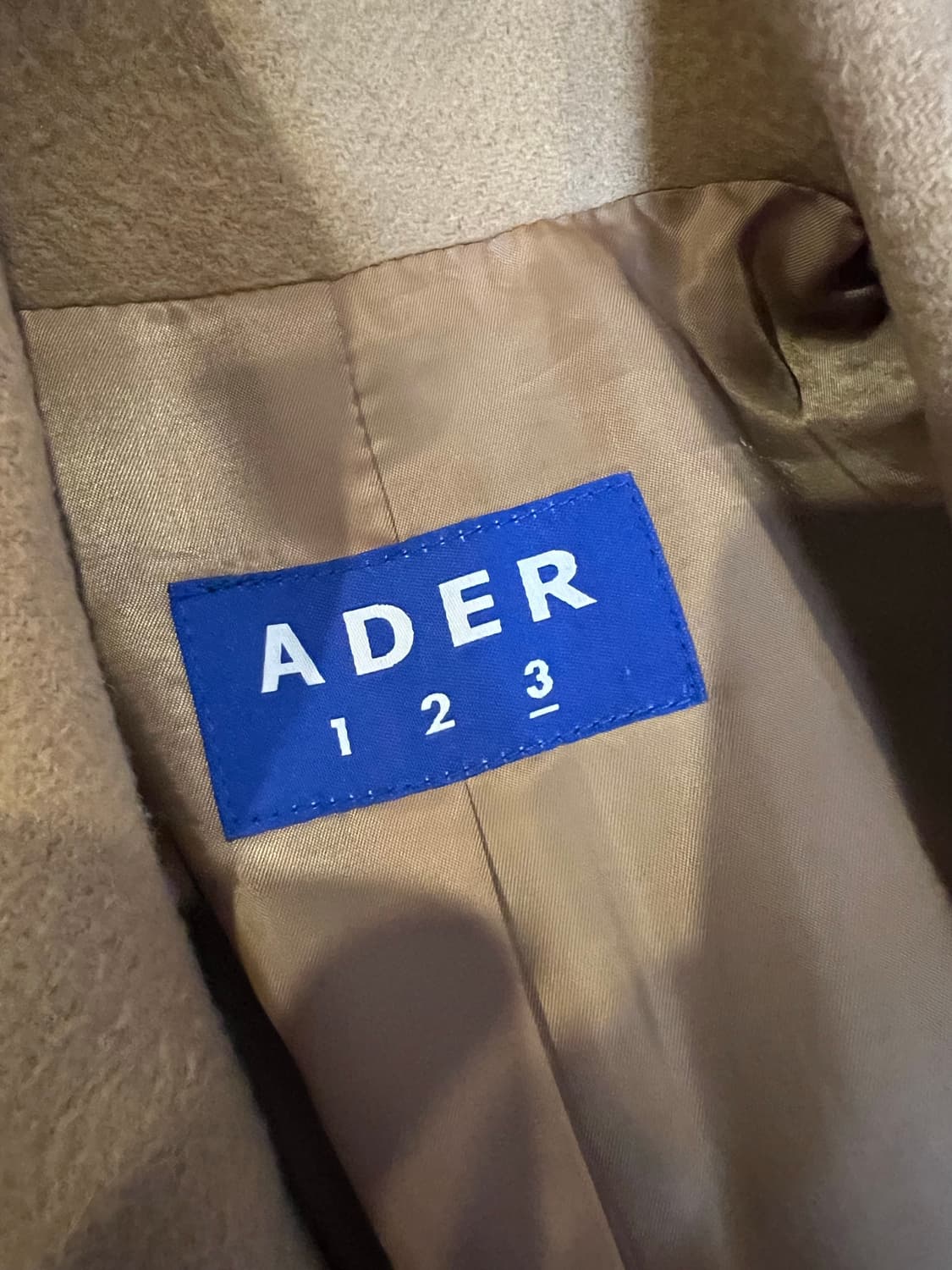 아더에러 14FW 싱글 코트 카멜 상품이미지3