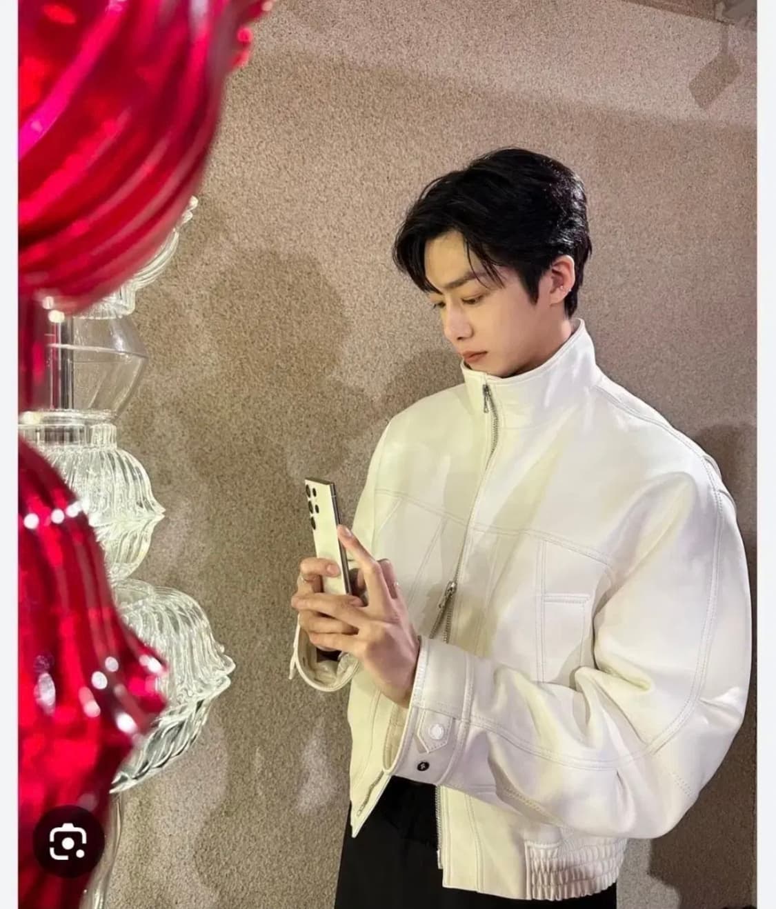 솔리드옴므 화이트 레더 자켓 상품이미지2