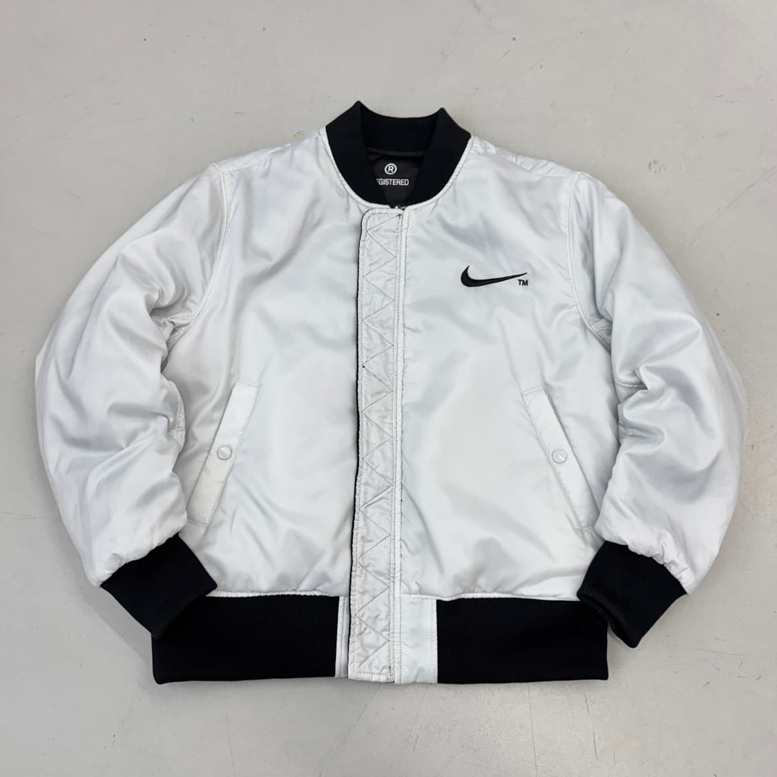 나이키 신형 빅스우시 MA-1 리버시블 항공점퍼 자켓 상품이미지6