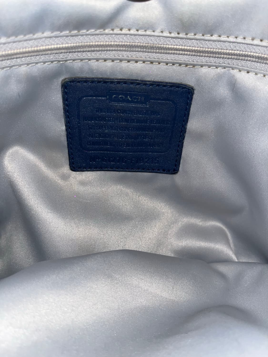 📦Coach navy enamel shoulder bag 상품이미지9