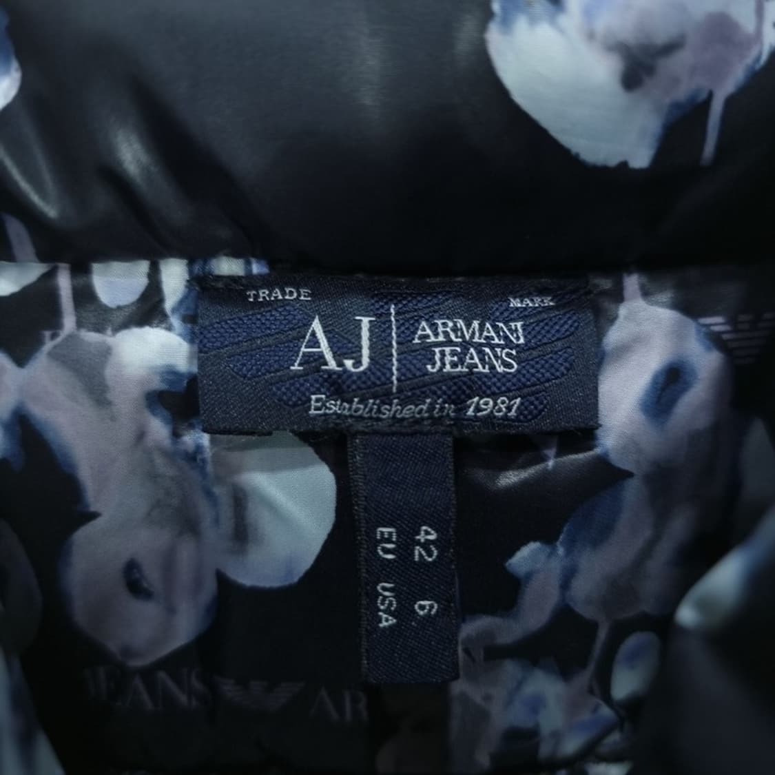 [아르마니] 리버시블 양면 화이트 숏 패딩 P01185 상품이미지7