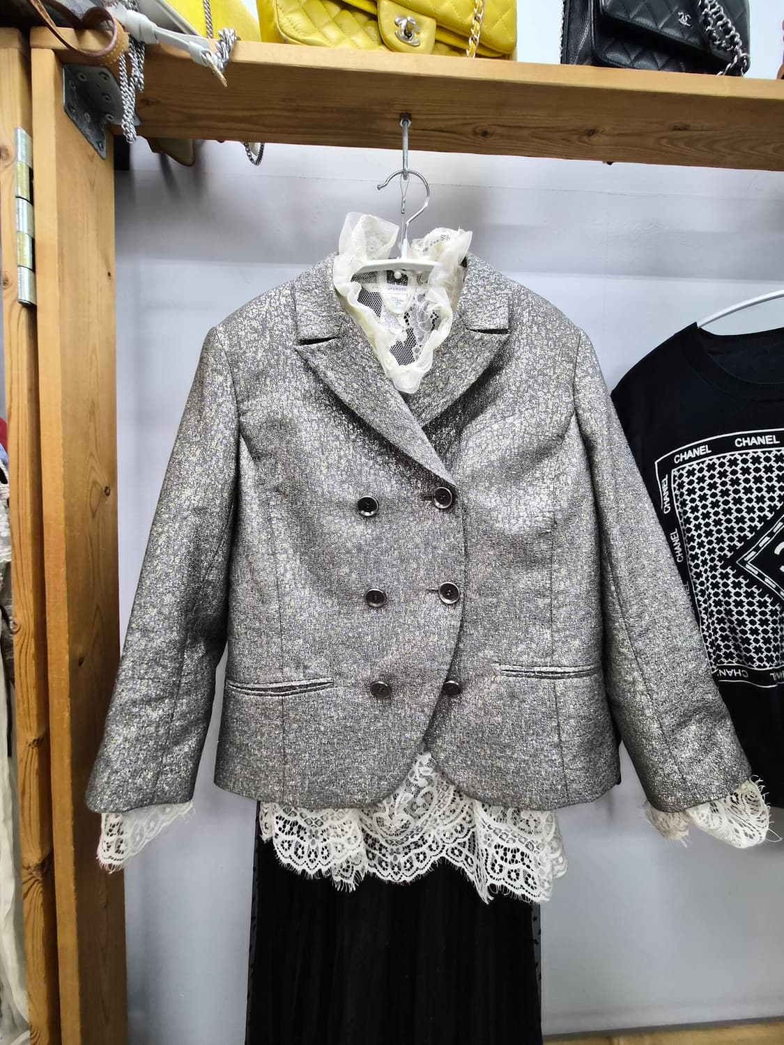 다이앤본 퍼스텐버그 샤이니 큐트 자켓. 오즈세컨 도트샤 스커트 상품이미지2