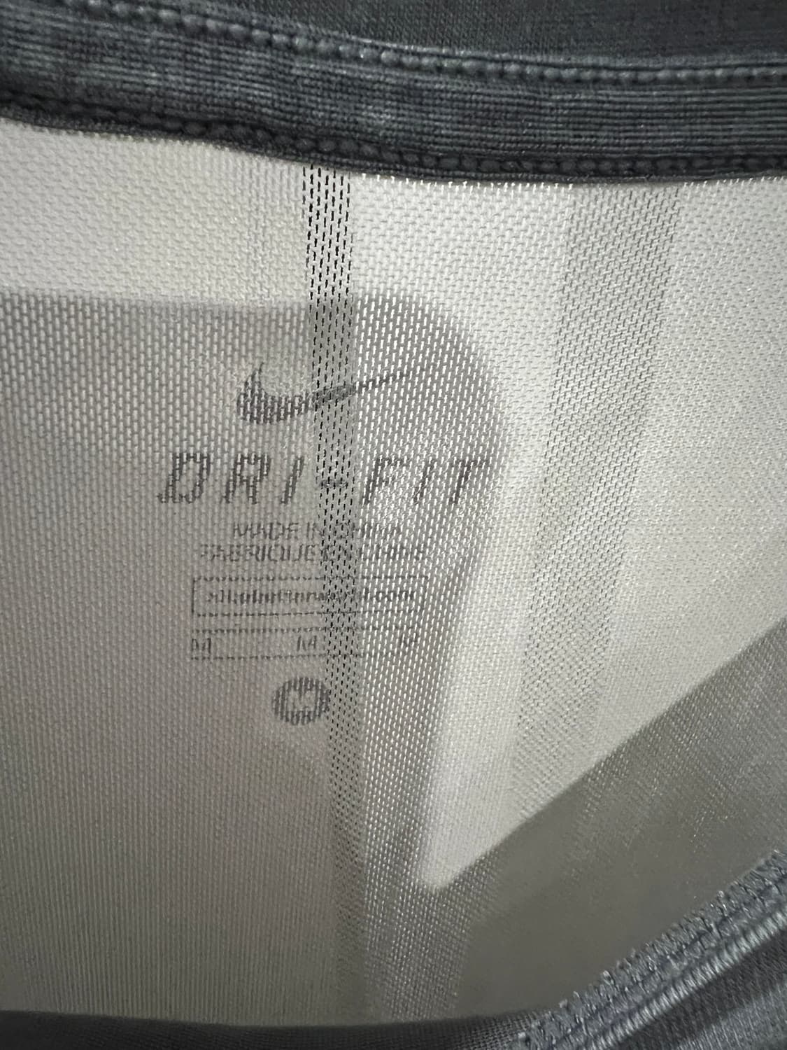 나이키 드라이핏 나시 상품이미지2