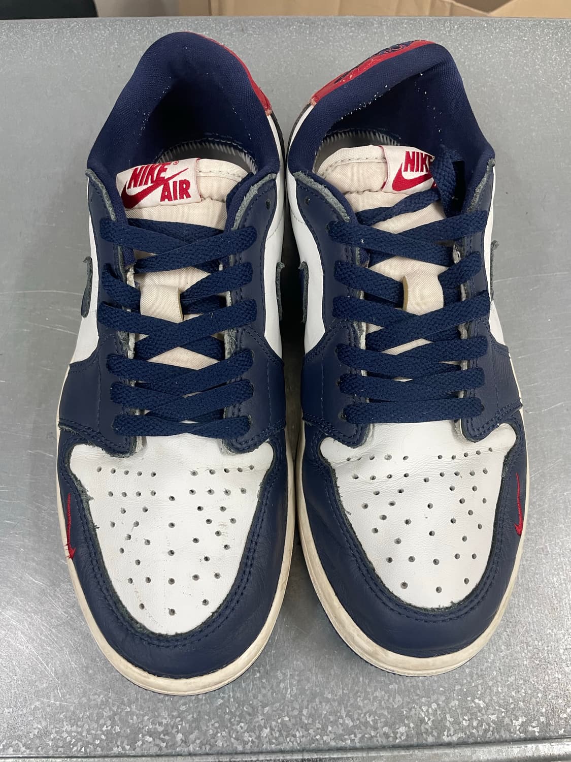 나이키 에어 조던 1 레트로 로우 OG 짐 레드 앤 미드나잇 네이비 26 상품이미지5