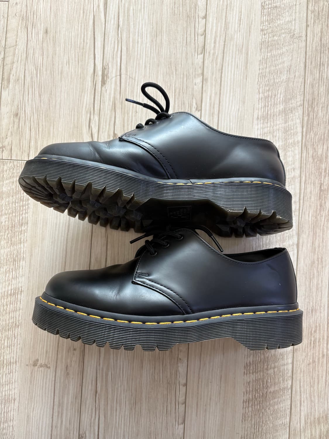 닥터마틴 1461 3홀 벡스 260 상품이미지2