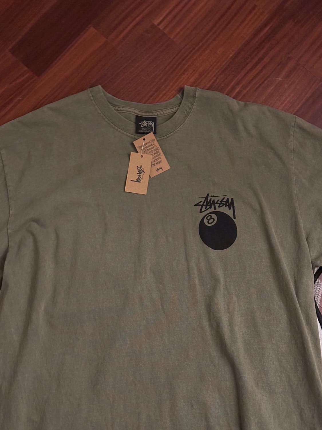 괌 매장 구매 스투시 8볼 카키색 반팔 상품이미지4