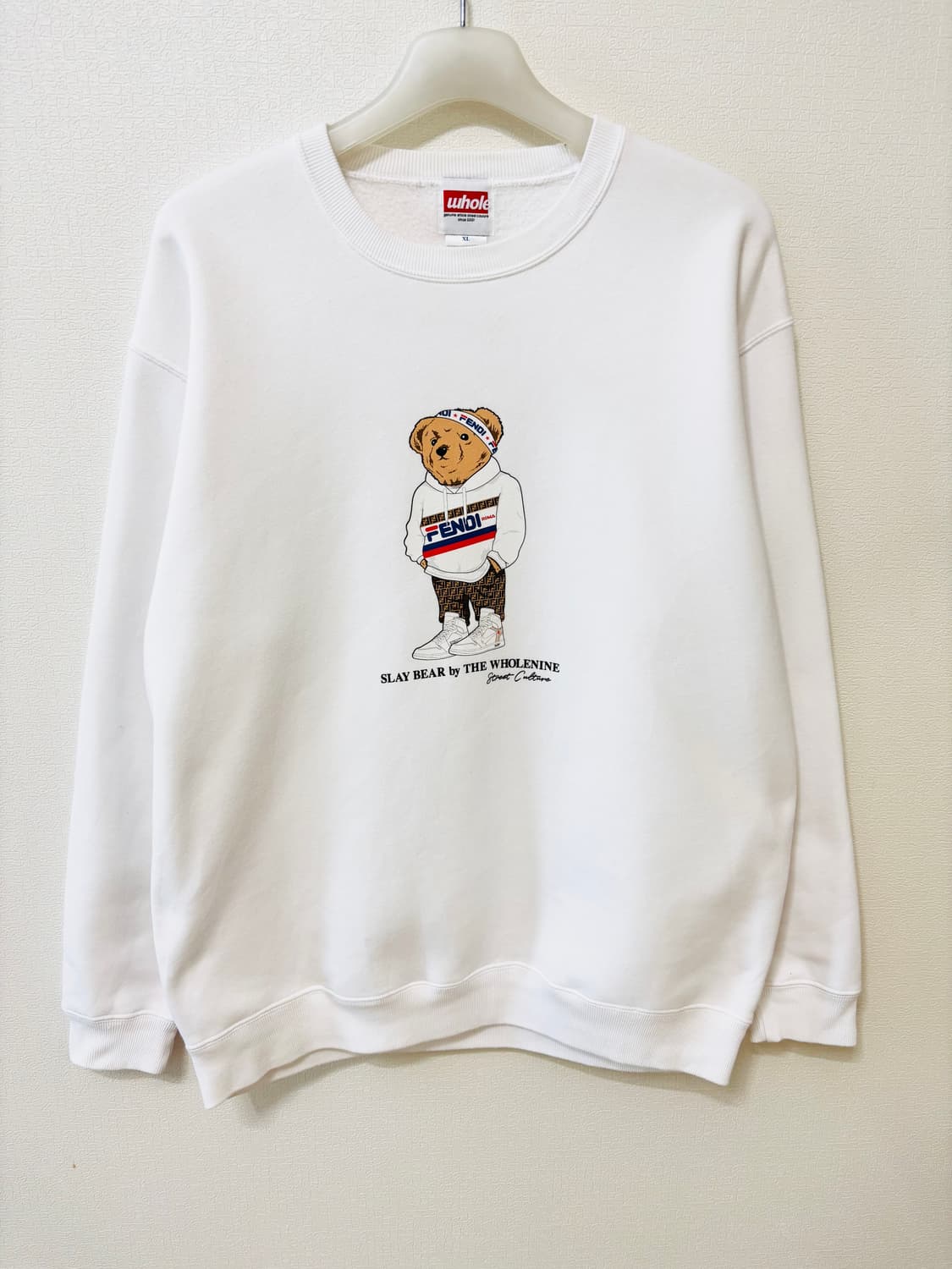 SLAY BEAR by The Wholeline Bear 웜업 스웻셔츠  상품이미지1