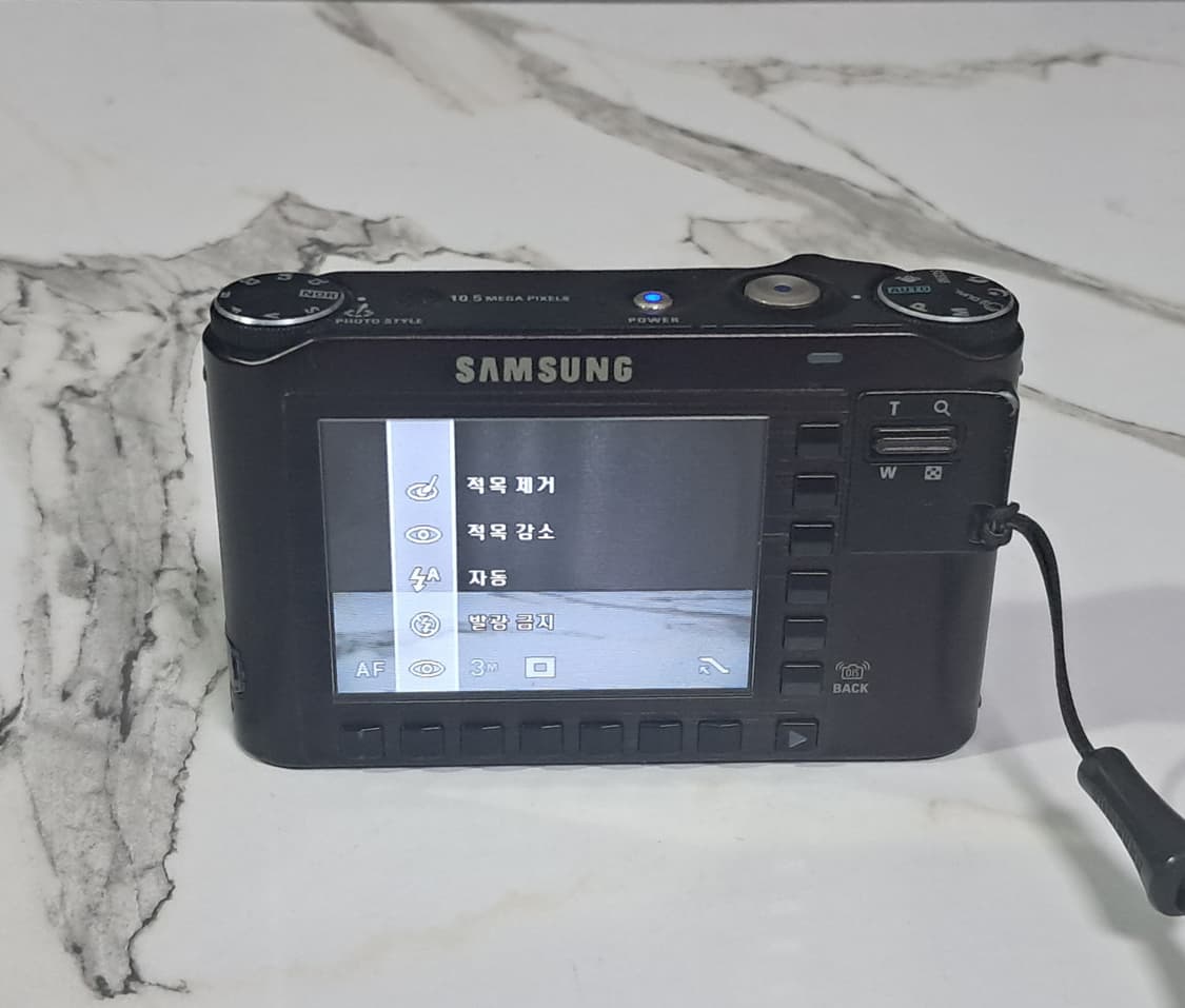 레트로 감성! 삼성 빈티지 카메라 Vluu NV40 상품이미지6