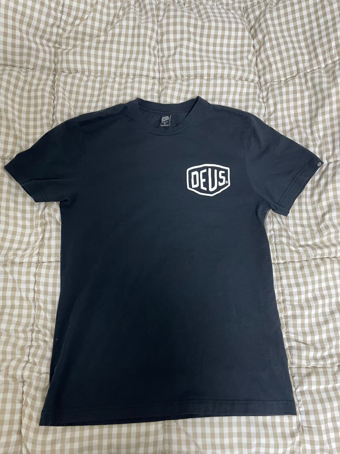 데우스 엑스 마키나 도쿄 아사쿠사 티셔츠 상품이미지1