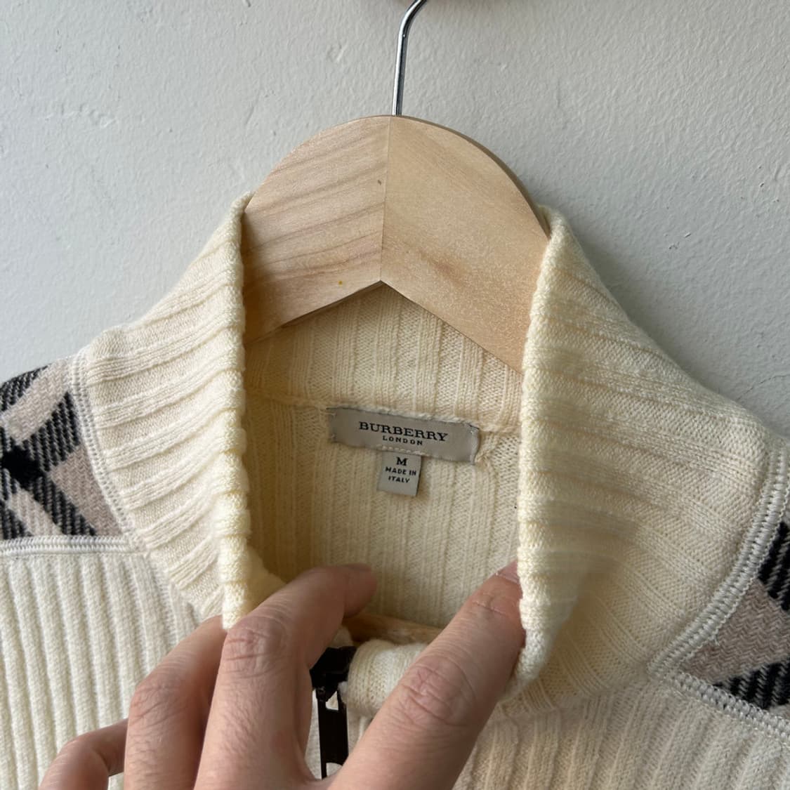 16248 - 버버리 엘보 패치 니트 집업 상품이미지5
