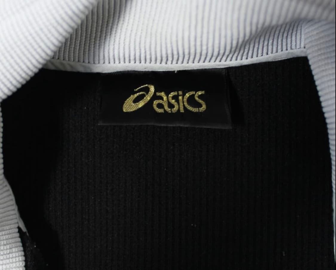 Asics 아식스 올드스쿨 검흰 집업 상품이미지2