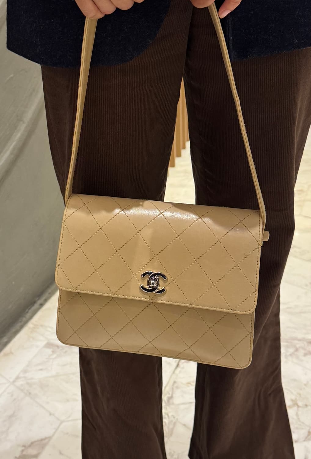 샤넬 클래식 베이지 숄더백 (샤넬 턴락빈티지 숄더백) 상품이미지1