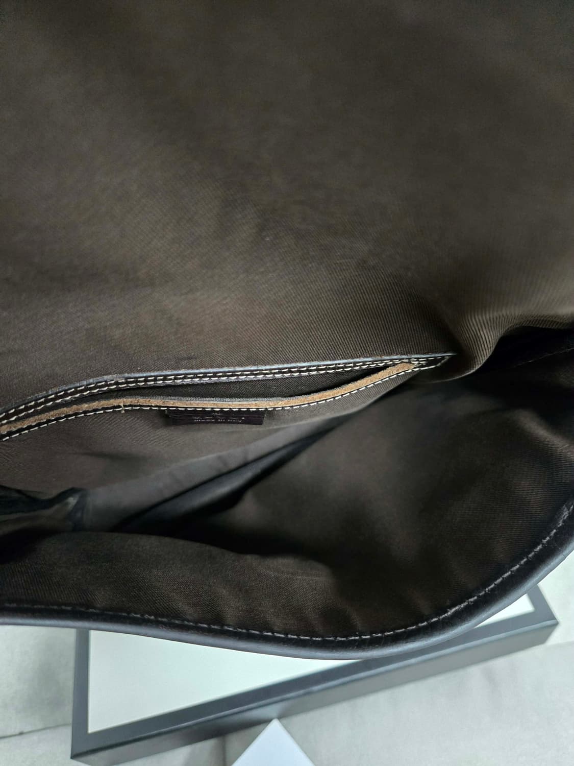 [보증서 정품] 구찌 시그니처 메신저백 상품이미지2