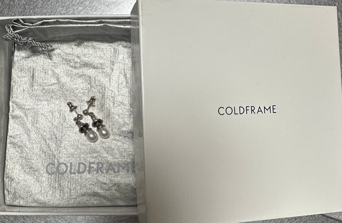 COLDFRAME 콜드프레임 담수 진주 벨 실버 귀걸이 상품이미지6