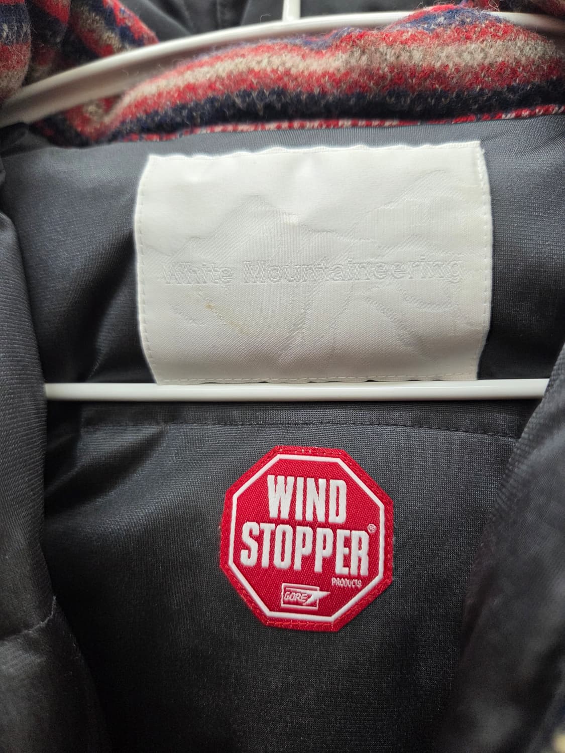 화이트마운티니어링 에스닉 니트 덕다운 베스트 상품이미지4