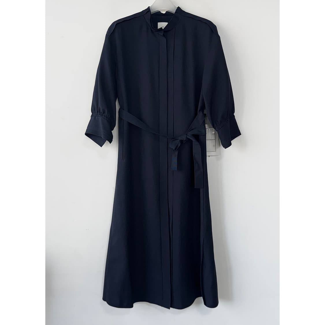 구호 KUHO 벨티드 미디 원피스 상품이미지1