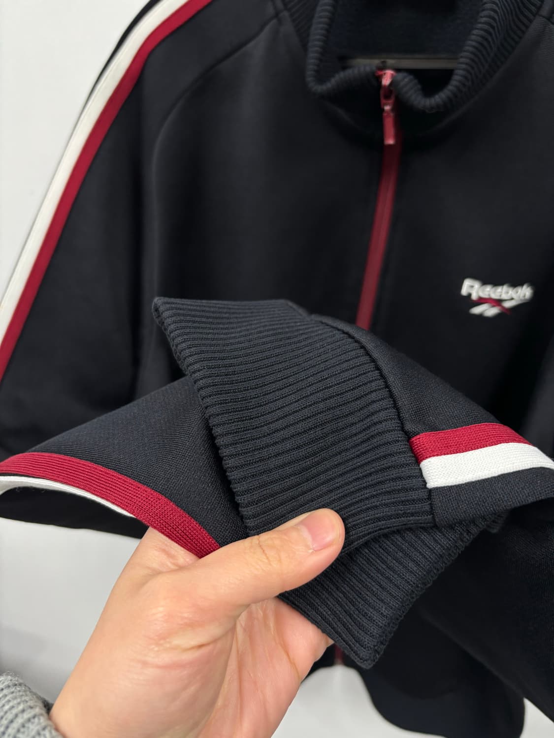 리복 올드스쿨 오버핏 트랙탑 상품이미지4