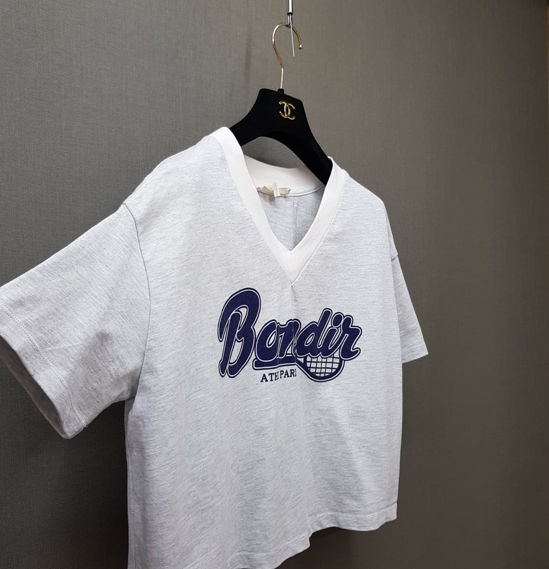 아떼 2022 프린팅 브이넥 크롭 티셔츠 S사이즈 상품이미지4