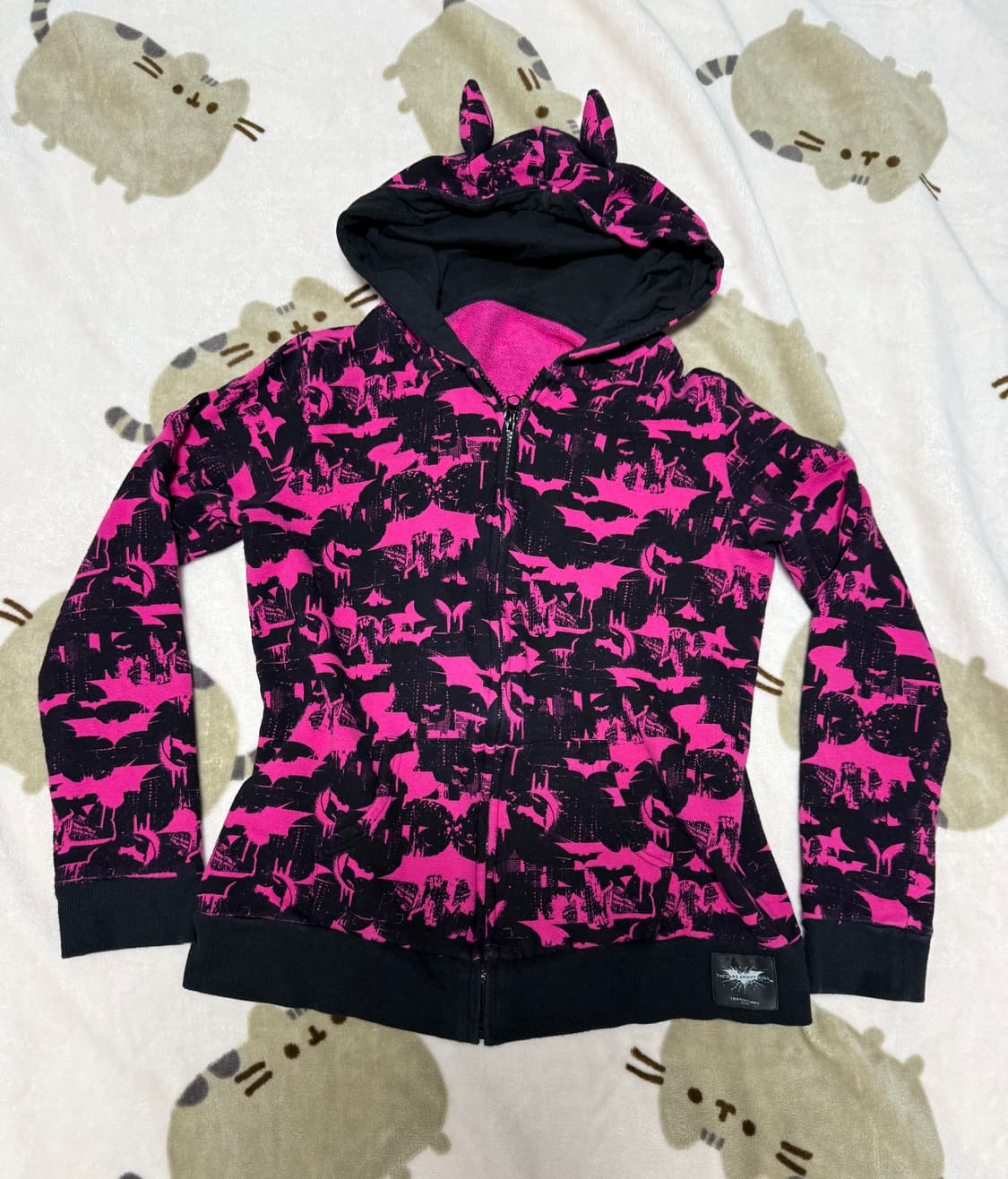 다크나이트라이즈 핑크 박쥐 후드집업 상품이미지1