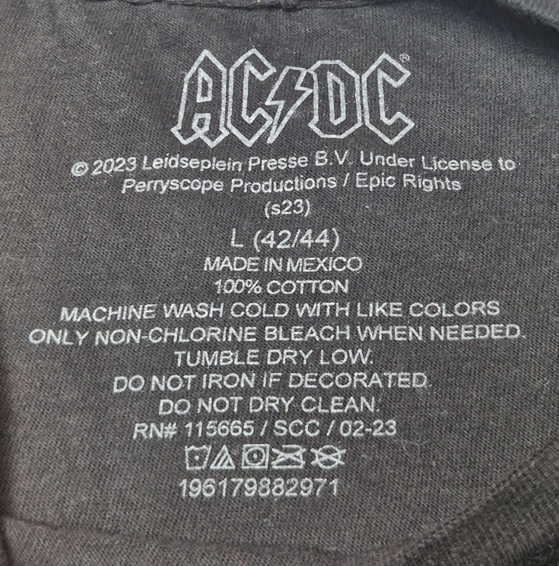 [L] ACDC 오피셜 티셔츠 -150 상품이미지3