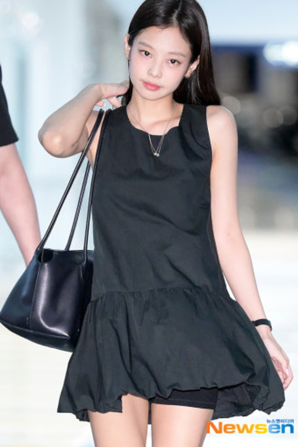 아모멘토 제니 원피스 상품이미지1