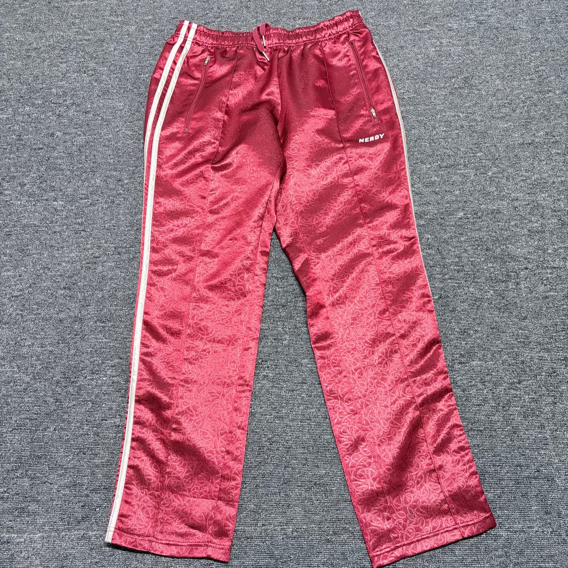 널디 오리엔탈 트랙팬츠 버건디 상품이미지1