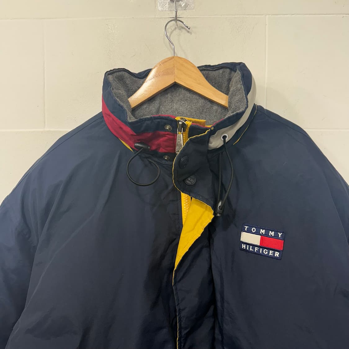 타미힐피거 올드스쿨 패딩 상품이미지2