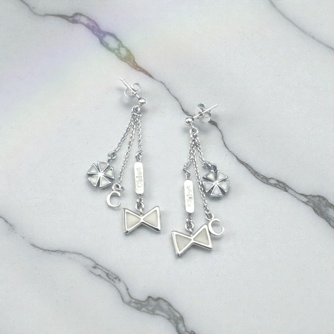 끌로에 리본 플라워 드롭 귀걸이 상품이미지1