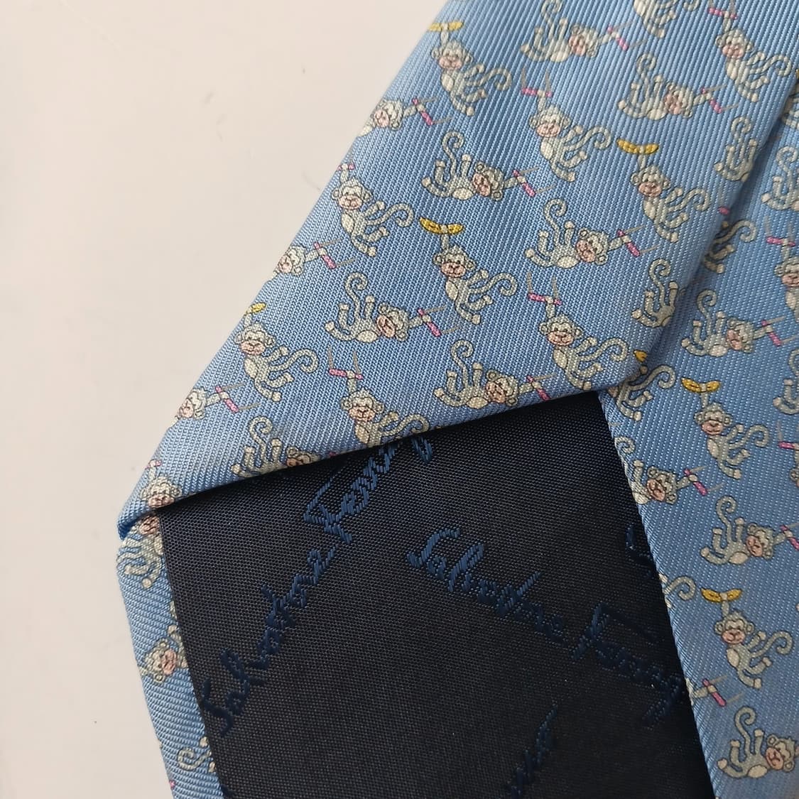 살바토레 페라가모 원숭이 패턴 넥타이 7.9cm A+~A등급 A19633 상품이미지7