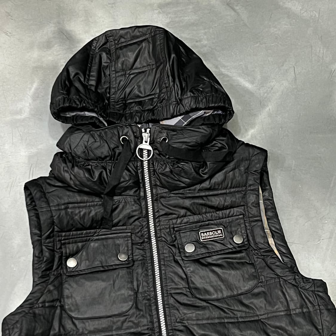  바버 인터네셔널 후드 베스트 y15141 상품이미지3