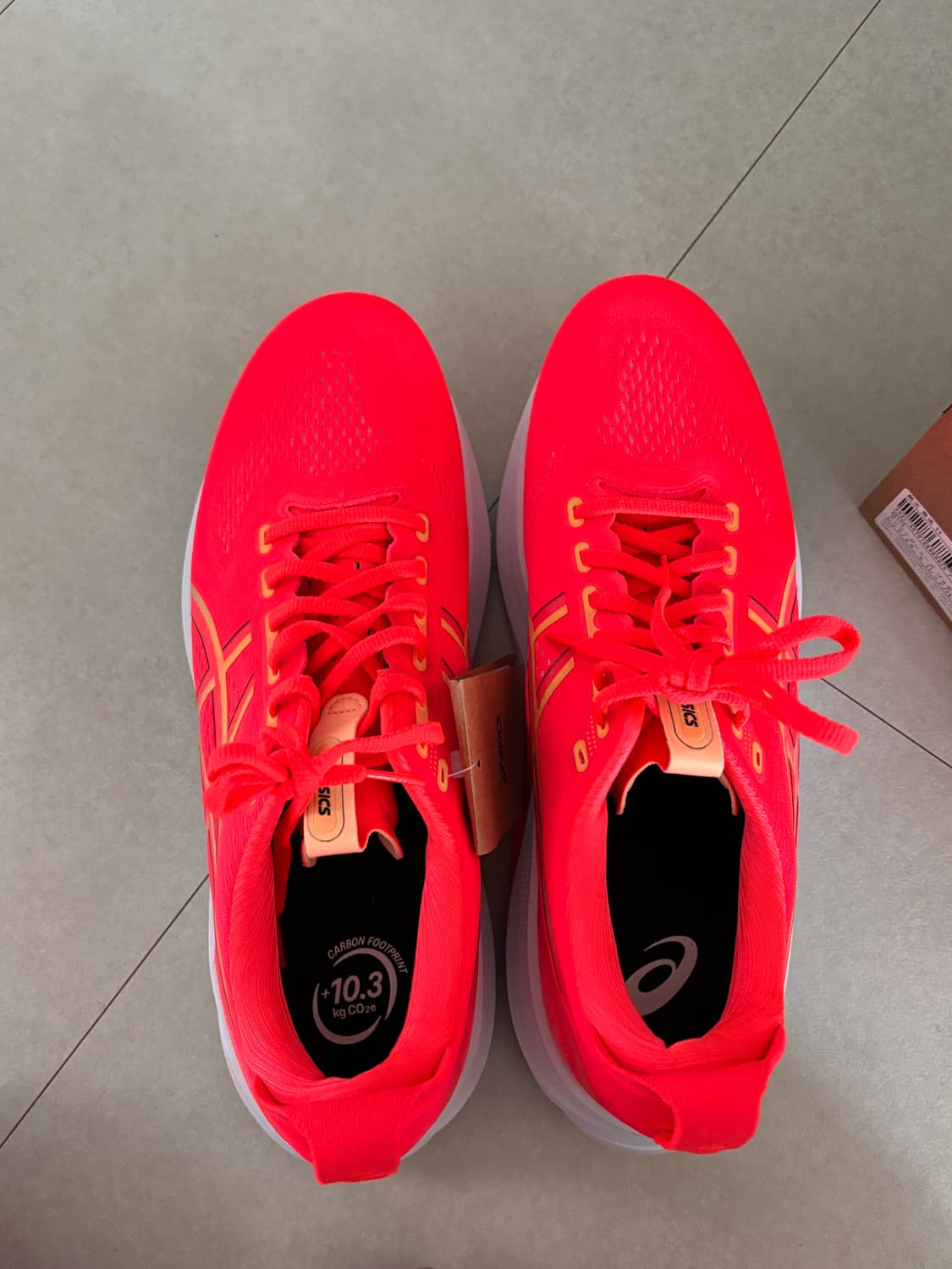 아식스 젤카야노 32 / 285  상품이미지2