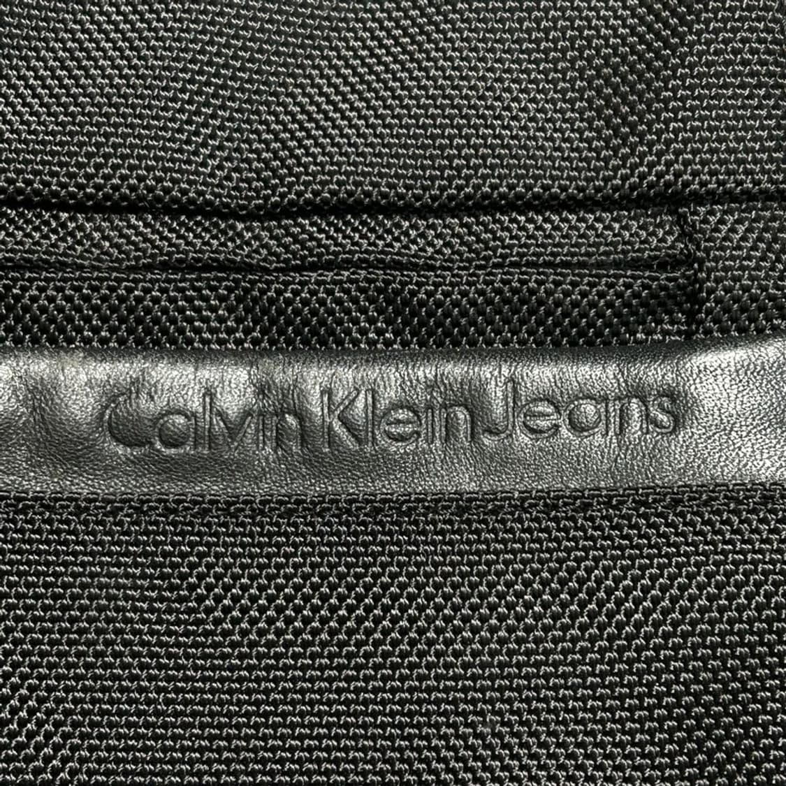 캘빈클라인진 블랙 컬러 백팩 상품이미지2