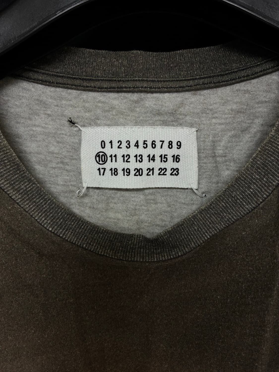 Black Is Basic T Shirts 상품이미지4