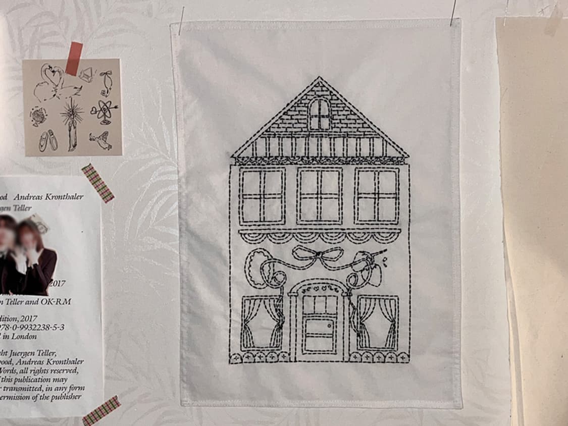 HOLY's house fabric poster_black 상품이미지3