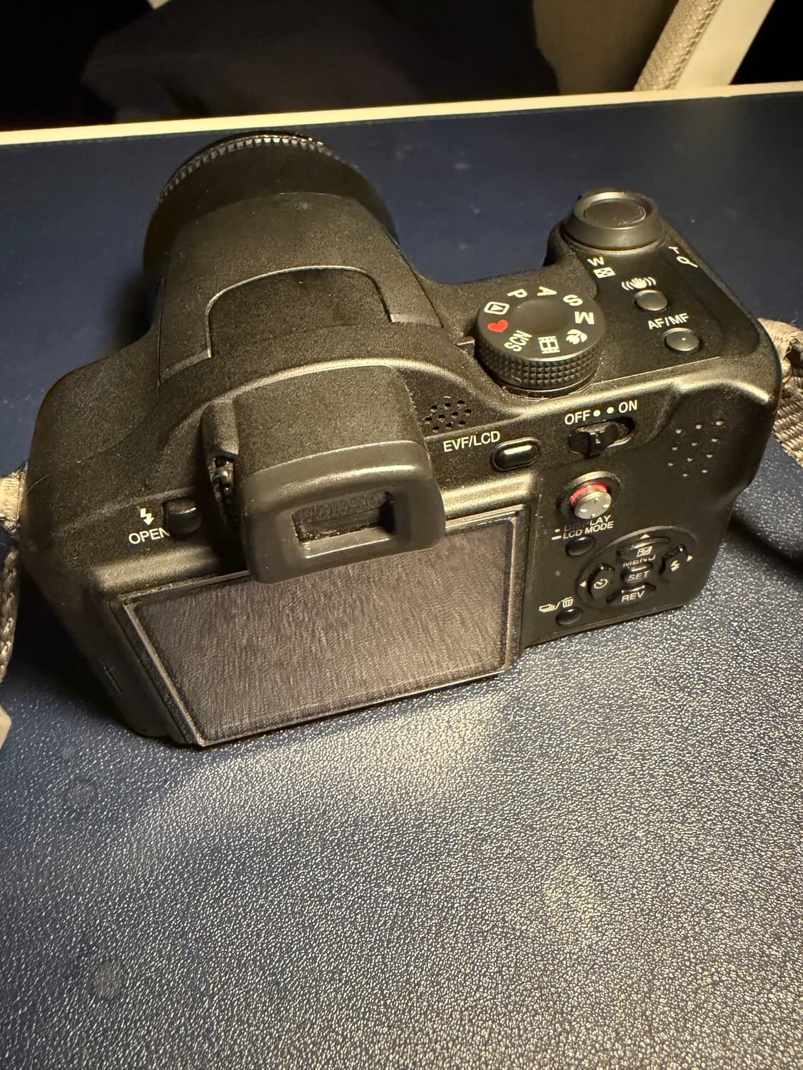 파나소닉 루믹스 DMC-FZ7 디카 상품이미지3