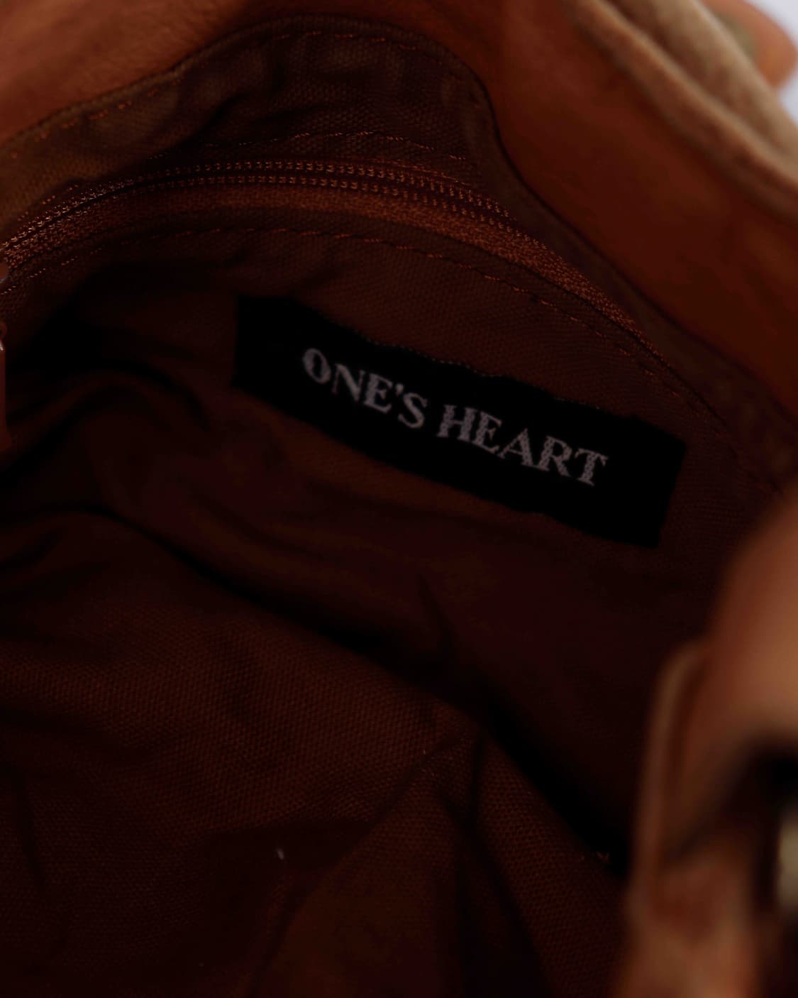 [ONE'S HEART] 카멜 레더 링 스트랩 숄더백 상품이미지10