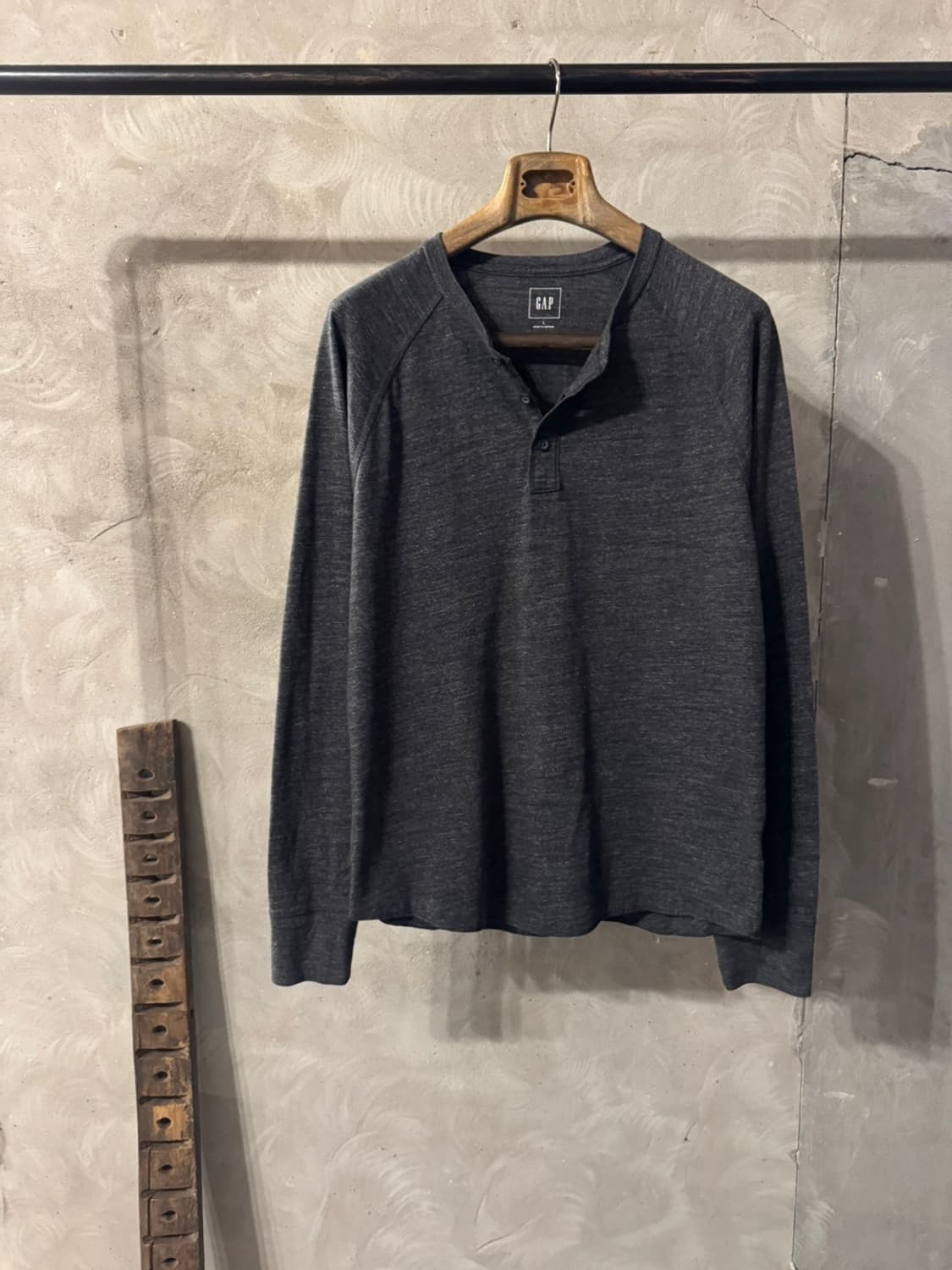GAP 갭 헨리넥 티셔츠 상품이미지3
