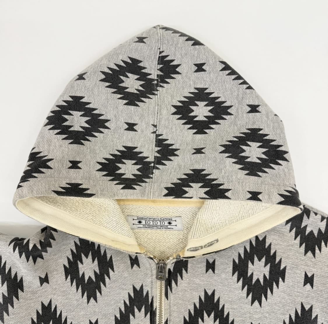 사스콰치패브릭스 Eo To To 패턴 후드 집업 상품이미지4