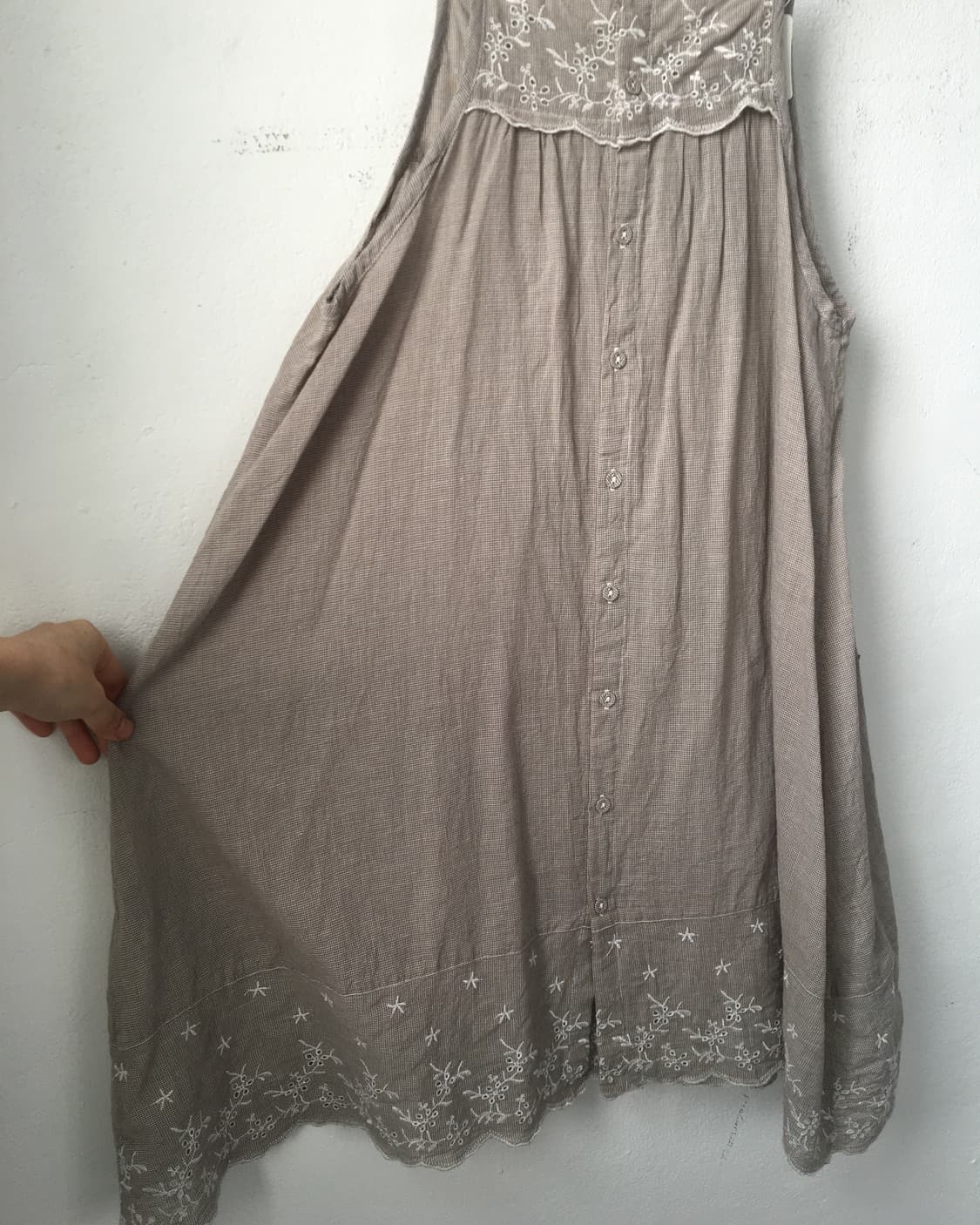 Reversible embroidery point sleeveless 상품이미지6