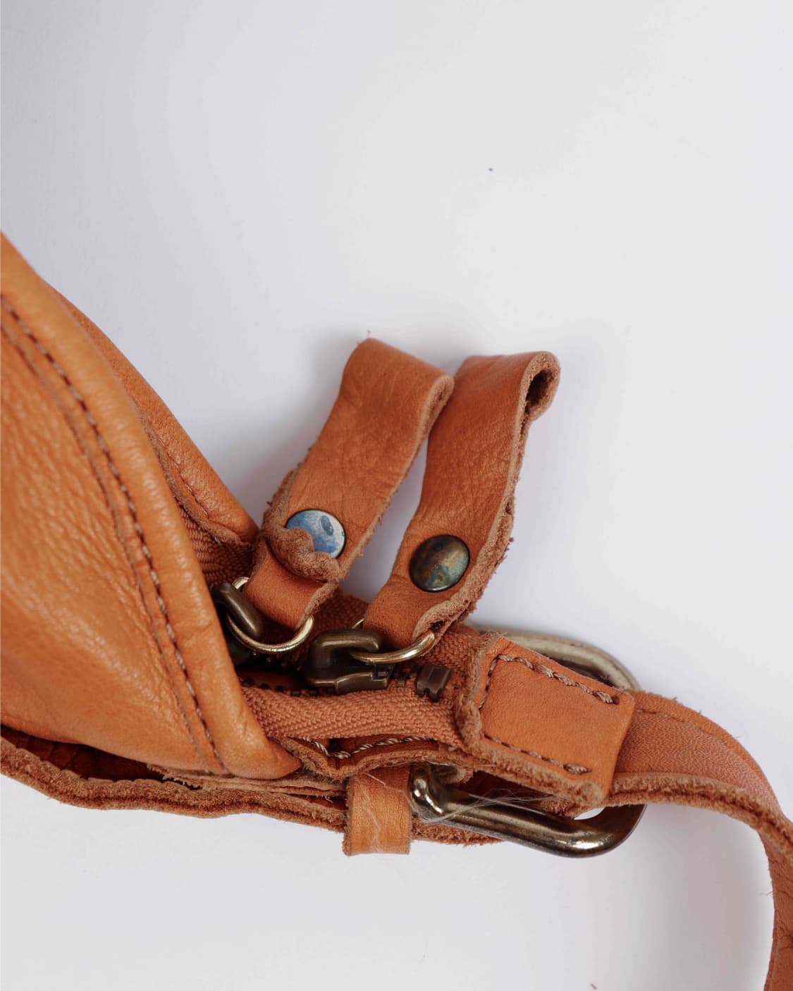 [ONE'S HEART] 카멜 브라운 레더 숄더백 상품이미지8