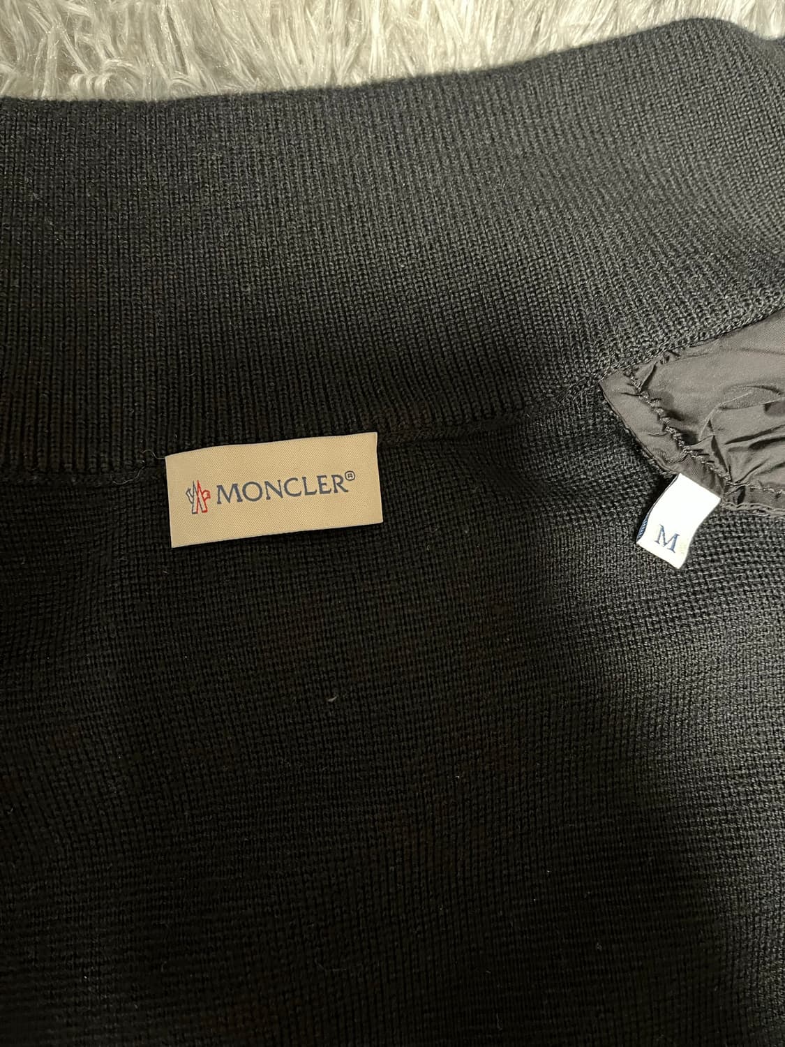 몽클레어 김현우 니트패딩 상품이미지2