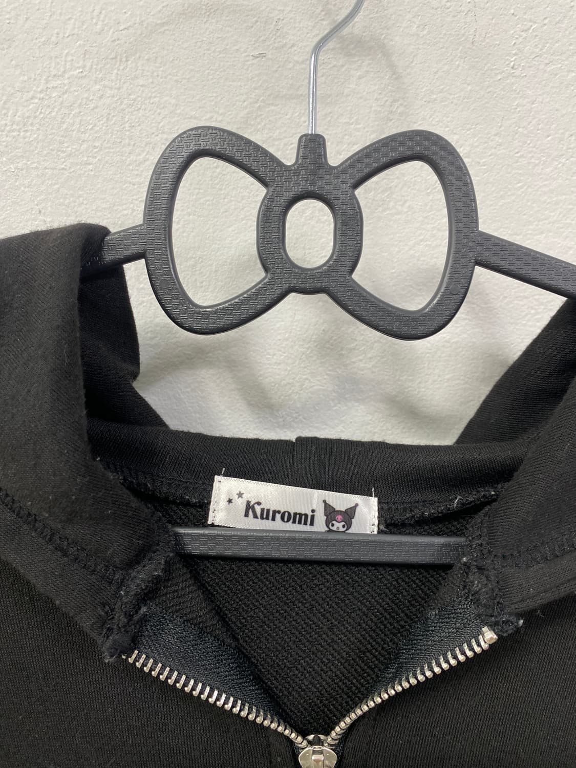 [SANRIO] 쿠로미 펑크 해골 후드집업 상품이미지8