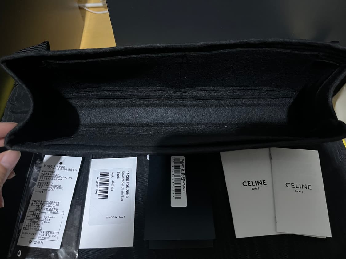 CELINE 셀린느 뉴스페이퍼백 상품이미지7