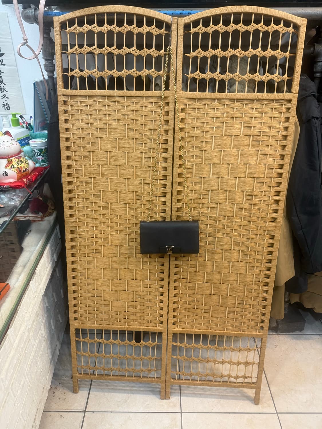 정품 페레가모 바라 지니 체인 크로스백 팝니다 상품이미지1