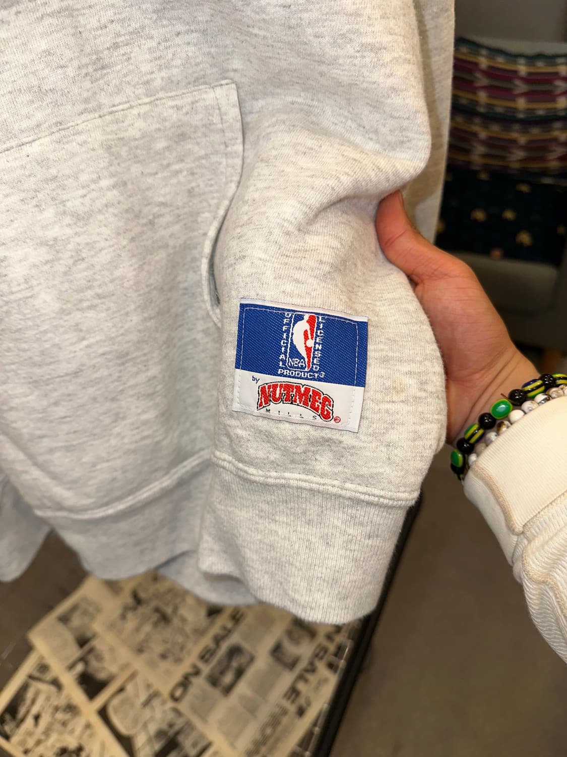 90‘s Nutmeg NBA Lakers logo hood 상품이미지6